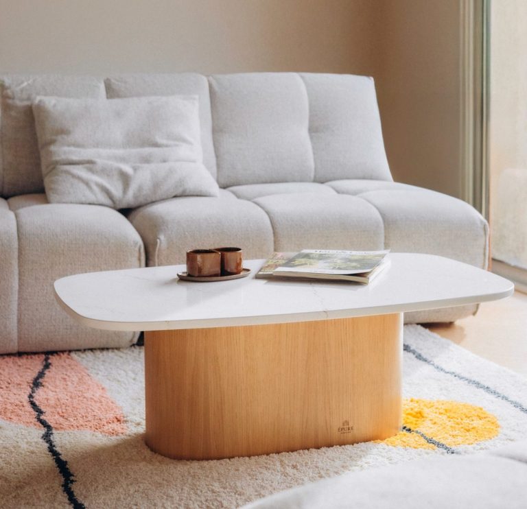 table basse haute de gamme artisanal silestone et Chêne Epure mobilier