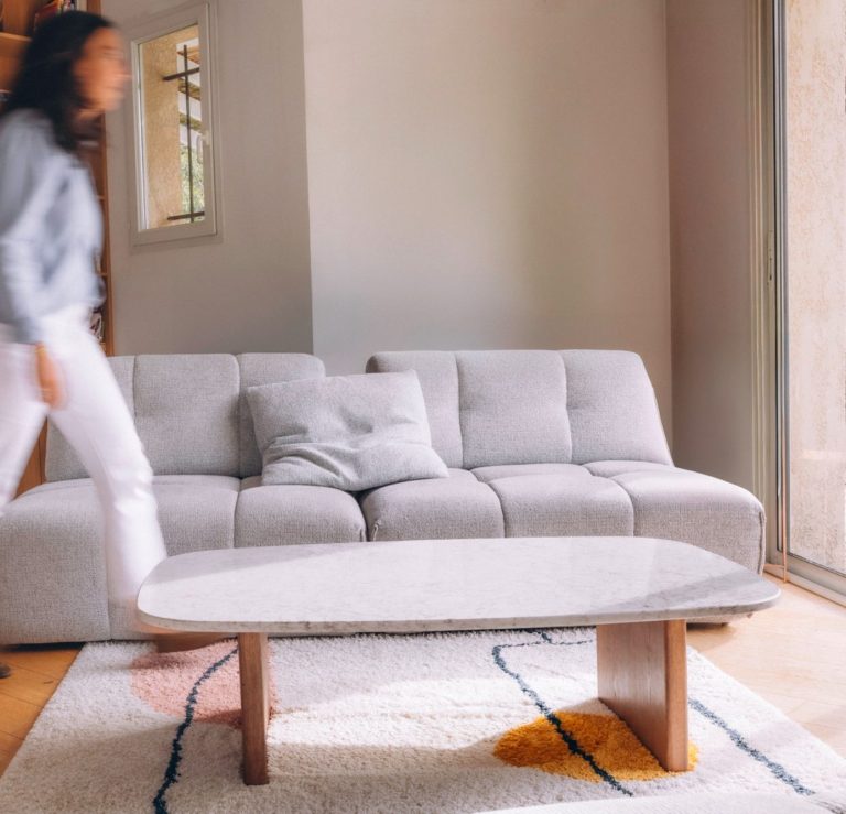 table basse haute de gamme artisanal silestone et Chêne Epure mobilier