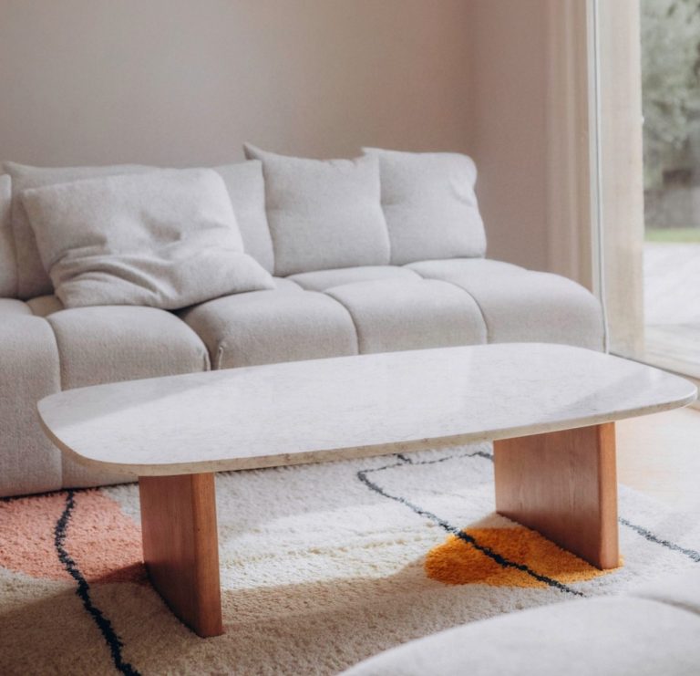 table basse haute de gamme artisanal silestone et Chêne Epure mobilier